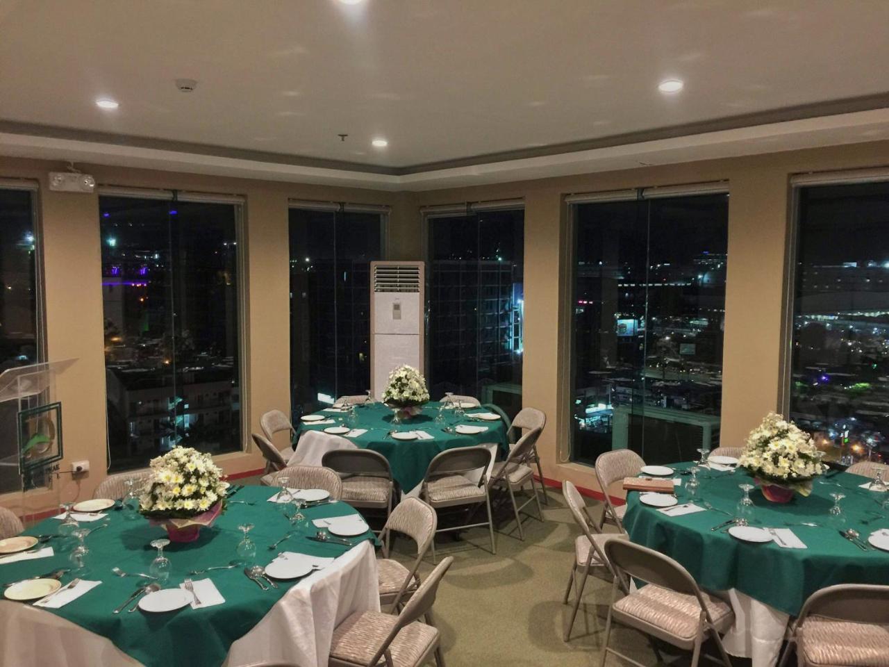 Dalian Peak Hotel Анхелес Экстерьер фото